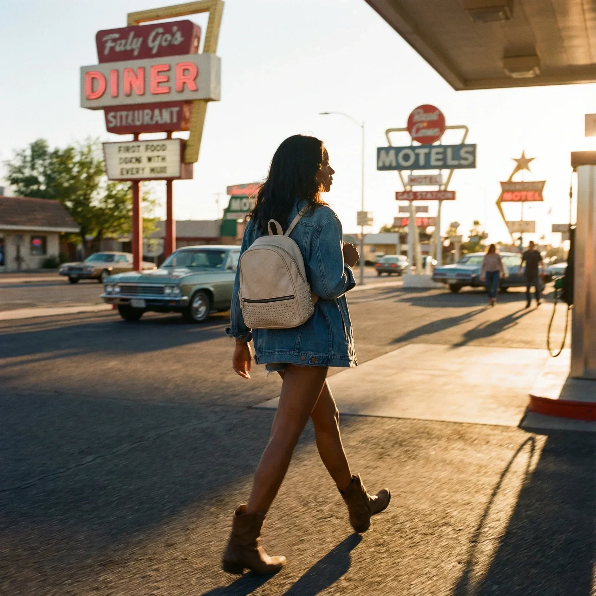 Leather Backpack with Side Pockets - MS-6965 - Stile Donna Bags
