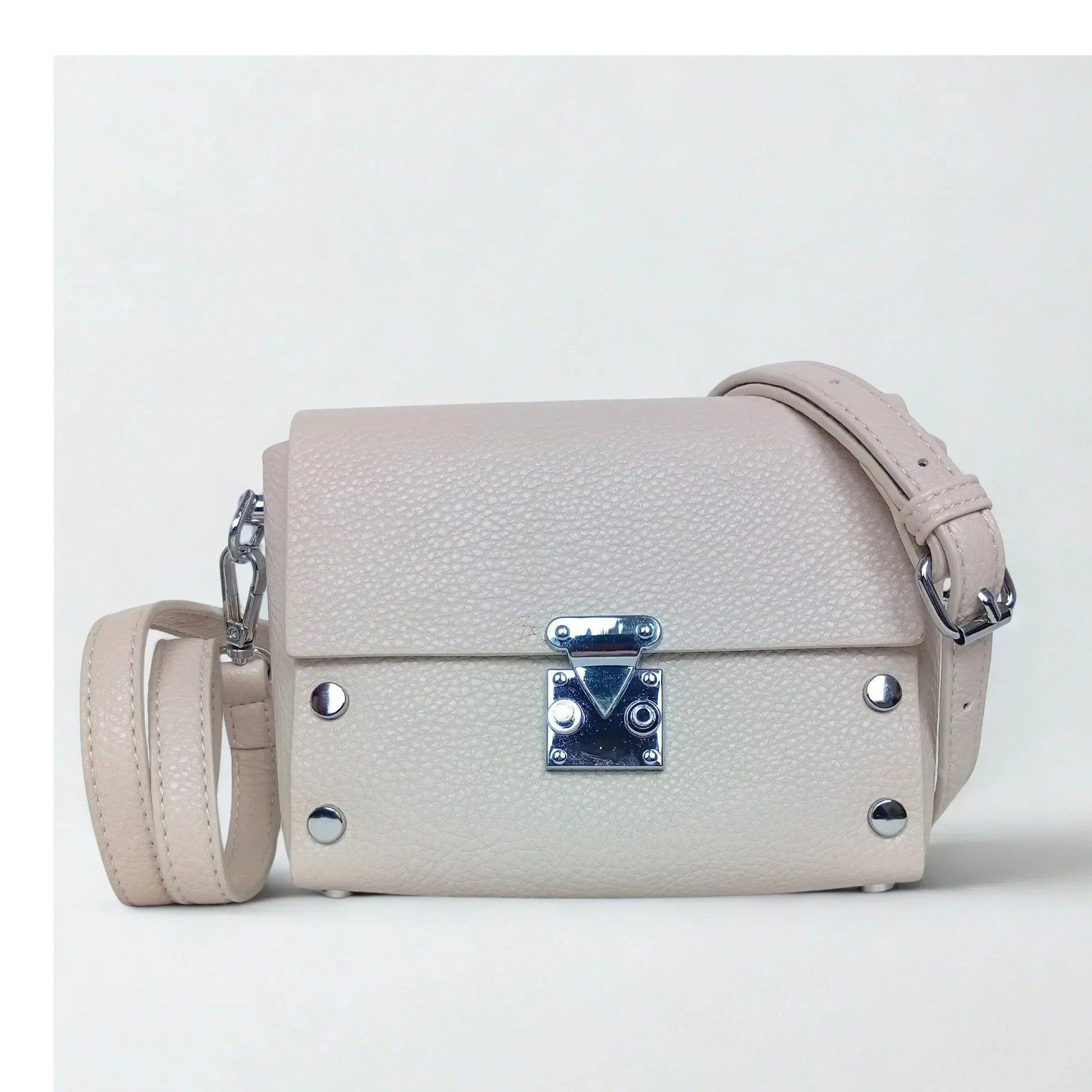 Leather Crossbody Clutch with Silver-Tone Hardware MS-1907 - Stile Donna Bags