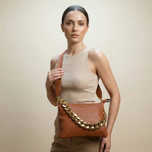 Shoulder bag with a large gold-tone chain handle MS-7819 - Stile Donna Bags