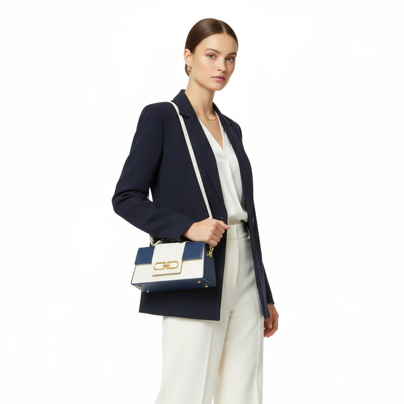 Borsa Bicolore Blu e Crema con Chiusura Dorata - borsa bicolore blu