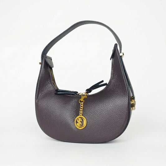Borsa hobo donna elite in vera pelle marrone scuro con charm dorato a forma di s e cerniere nere stile donna bags