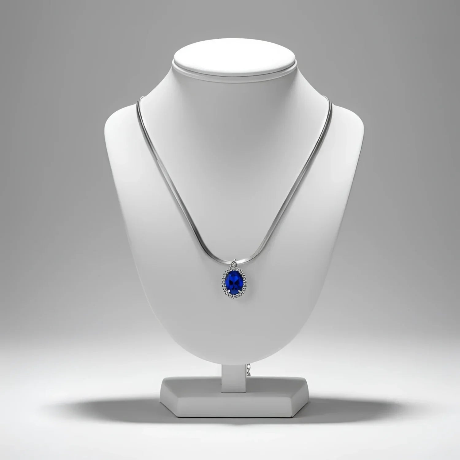 Collana con Ciondolo Ovale di Rubino Regale - collana catena serpente