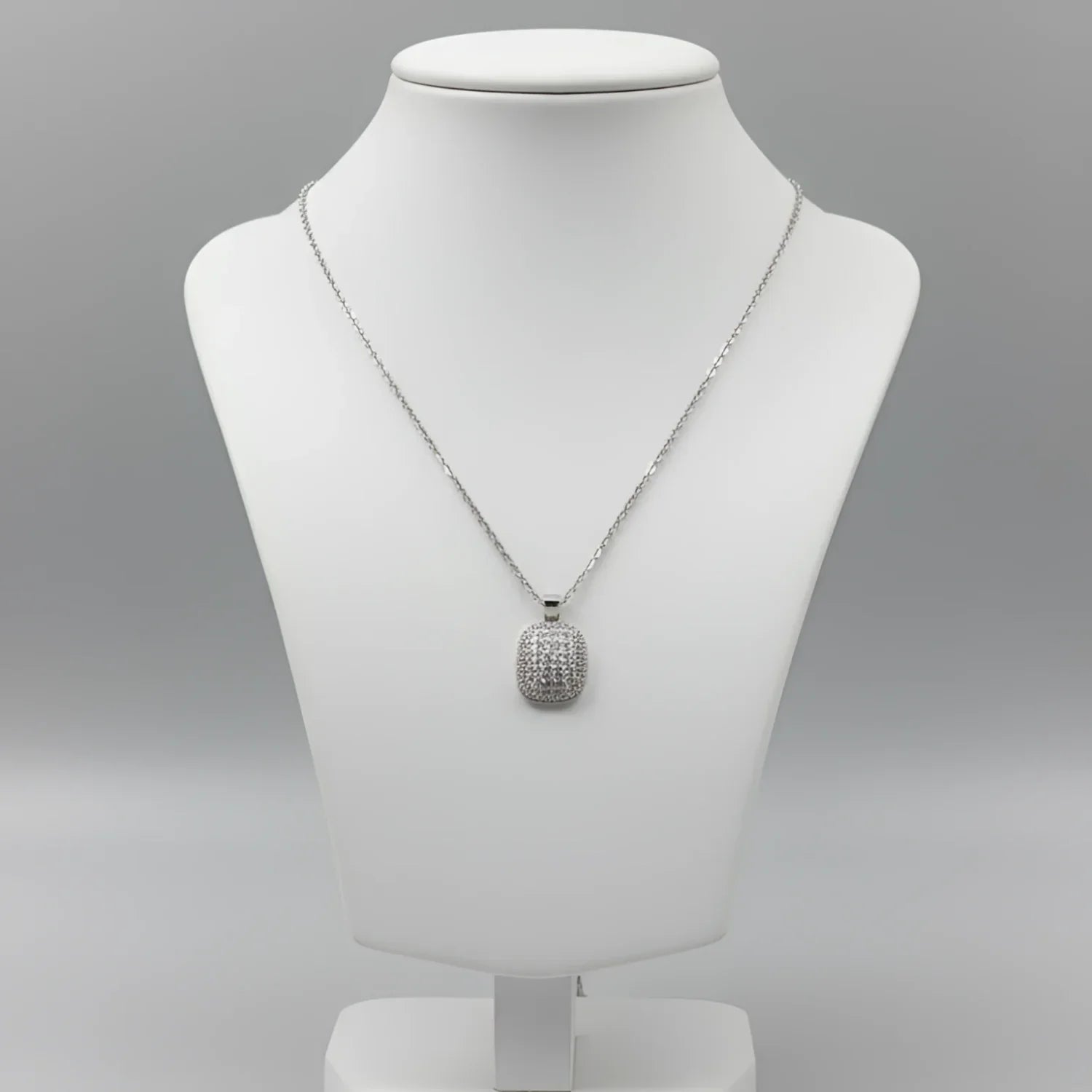 Collana con Pendente Rettangolare Pavé in Oro - collana pendente d’argento