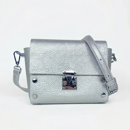 Pochette a Tracolla in Ecopelle Argento con Finiture by Stile Donna Bags